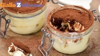 Tiramisù  Ricetta in 1 minuto [upl. by Terza270]