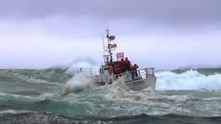 Fighting Huge Waves  Rescue  Coast Guard Cape Disappointment Pacific Northwest  Full Episode [upl. by Sawyere]